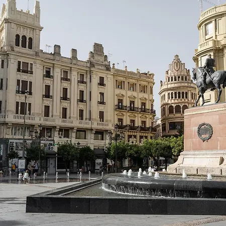Tendillas Plaza Апартаменти